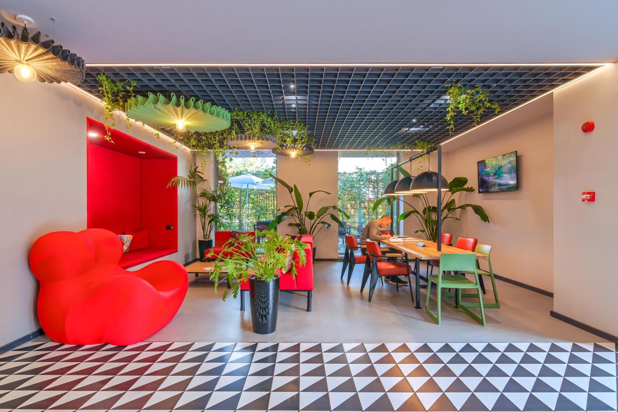Отель Ibis Bucharest Politehnica Экстерьер фото